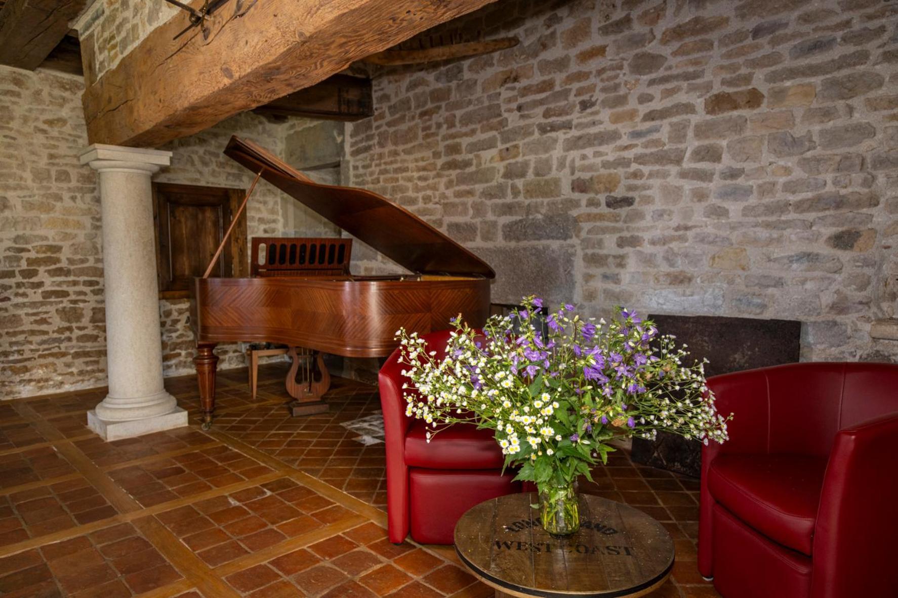 Bed and Breakfast Le Relais Des Deux Tours Brémondans Exterior foto